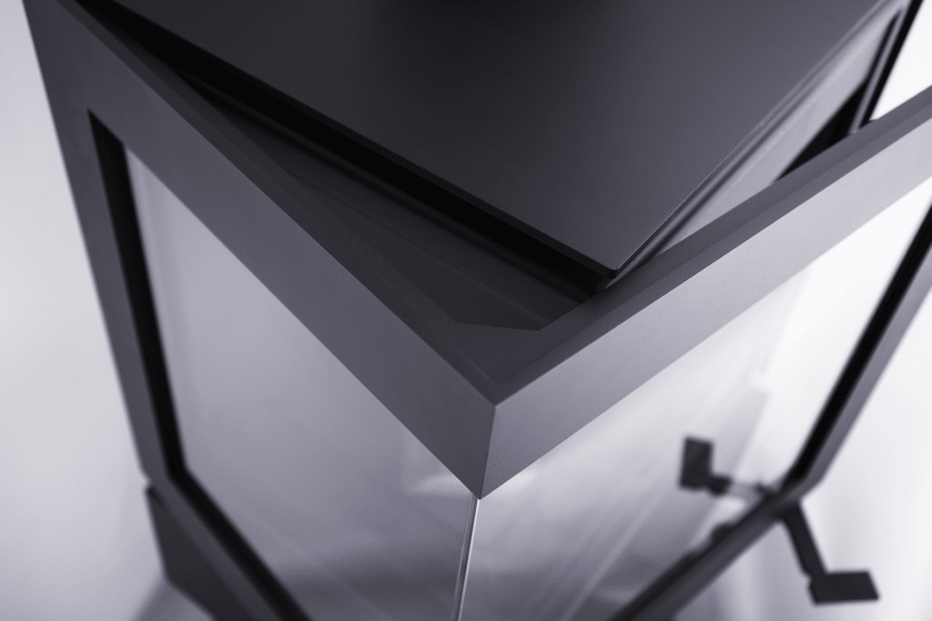 Dik Geurts Bora Corner Cubes