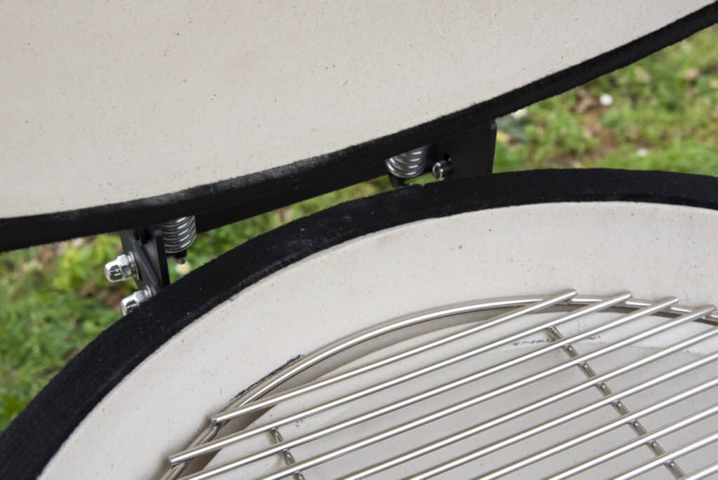OUTR Kamado Grill Extra Large 60