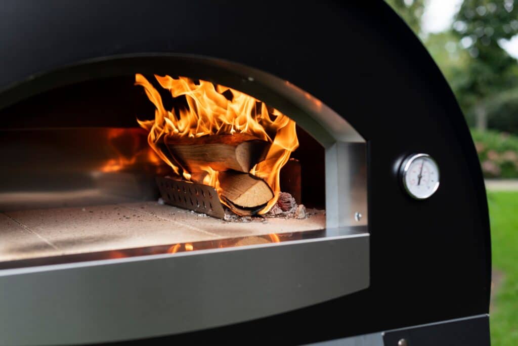 OUTR Pizza Oven Antonio M