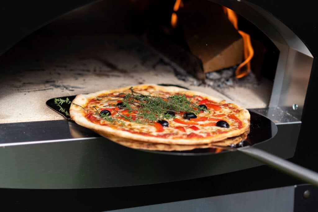 OUTR Pizza Oven Antonio M