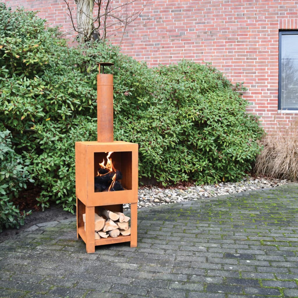 Esschert Terraskachel met houtopslag roest