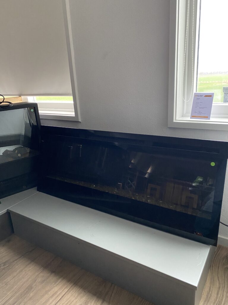 Dimplex Prism 50″ (outlet)