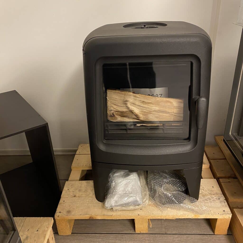 Fundicio Ina (outlet)